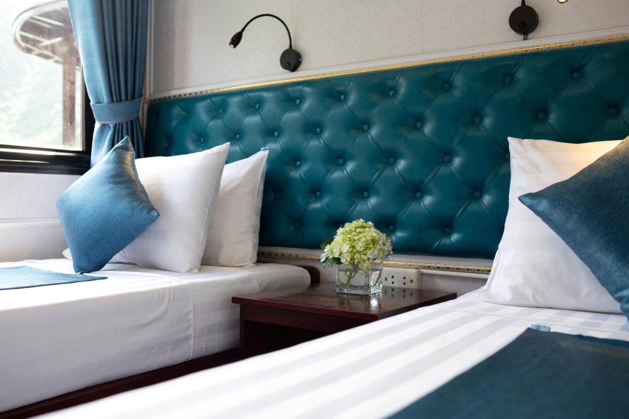 Hotel Charm Boutique Cruise Hạ Long Exterior foto