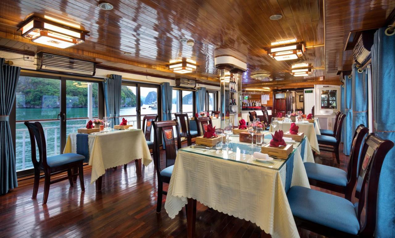 Hotel Charm Boutique Cruise Hạ Long Exterior foto