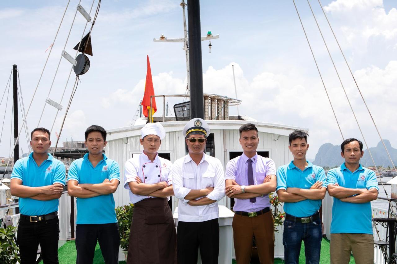 Hotel Charm Boutique Cruise Hạ Long Exterior foto